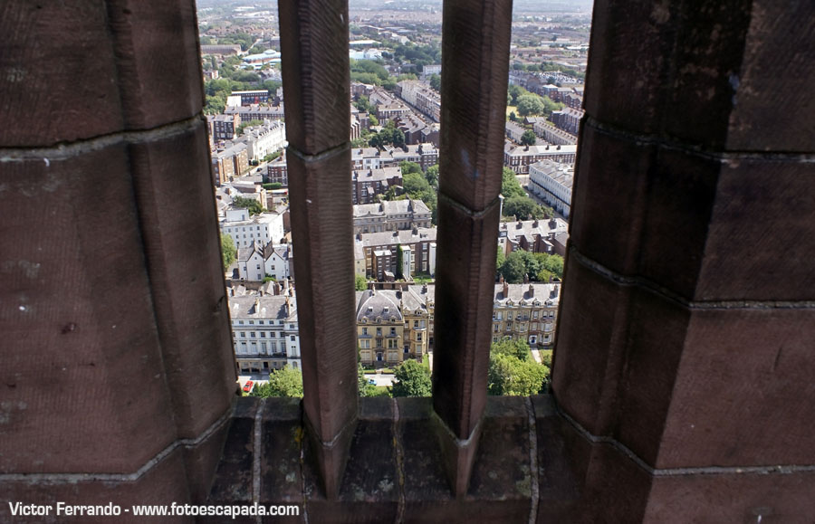 Vistas desde la Torre de la Catedral Anglicana de Liverpool