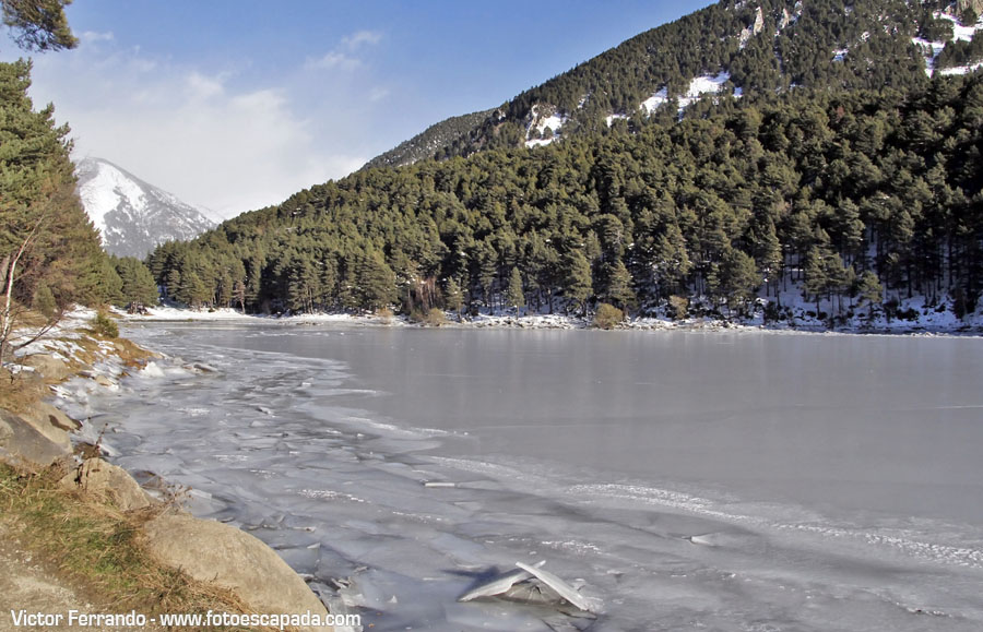 Lago de Engolasters Congelado Andorra