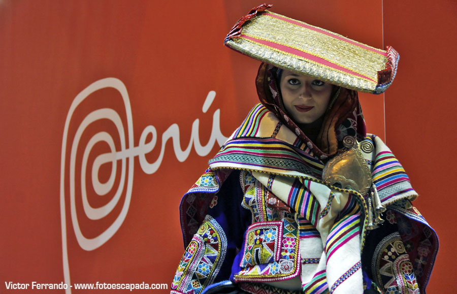 Chica Peruana en Fitur 2014